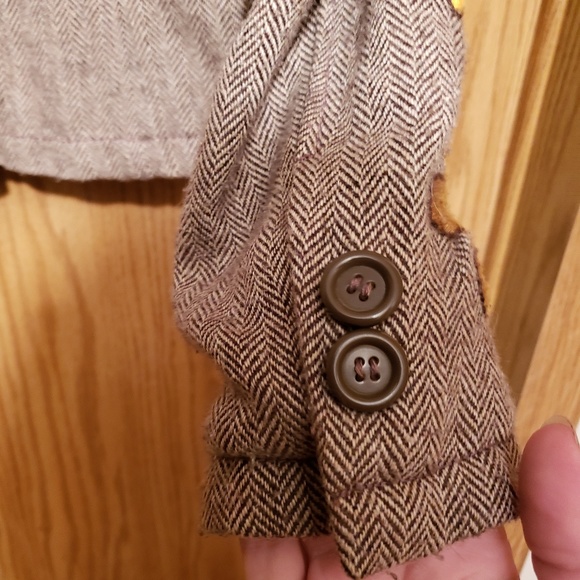 Embroidered Women's Jacket - Picture 3 of 4